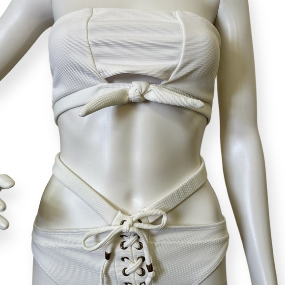 Tahiti Cutout Lace Bikini - Picture 6 of 6